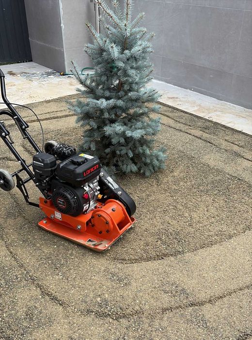 Amenajare Gradina cu Gazon Sintetic