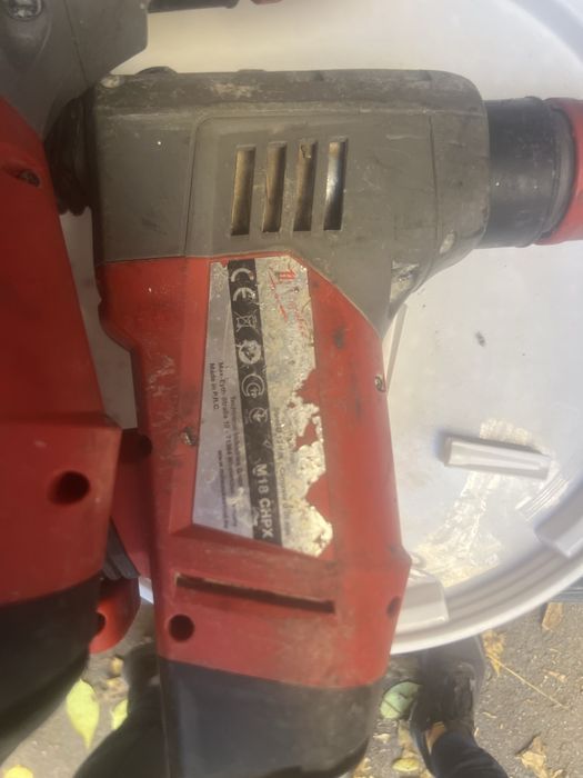 Milwaukee Bormasina cu percutie