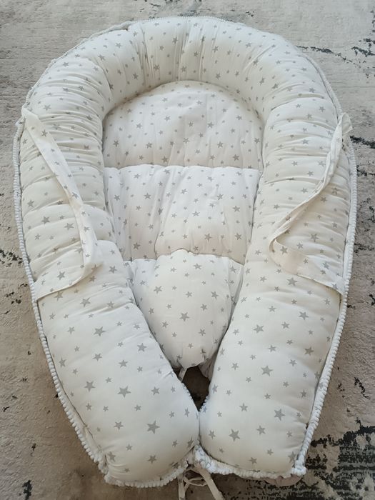 Vând cărucior 3în1 (scoică,landou nou,parte sport, geantă și baby nest