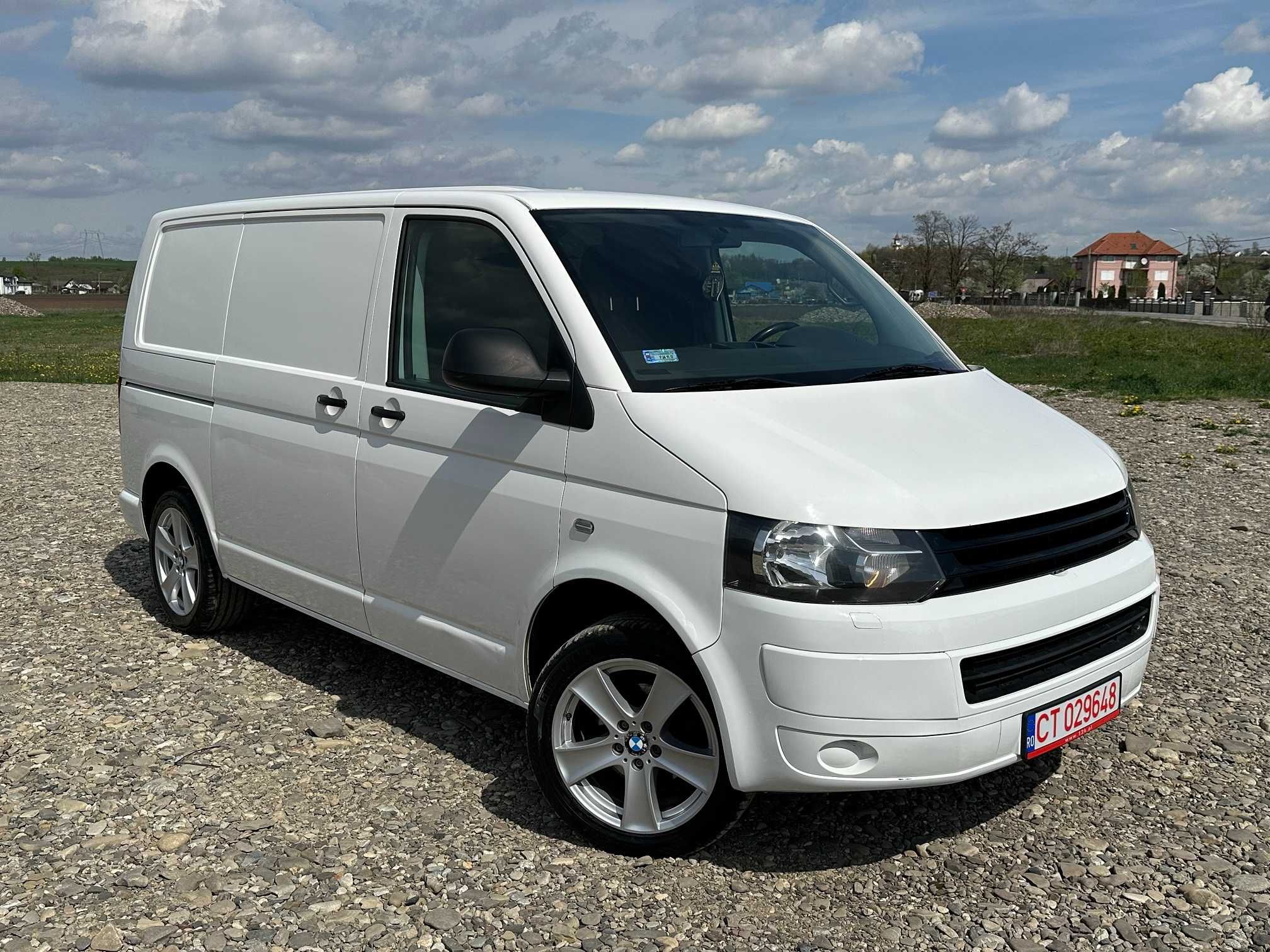 VW Transporter T5  2,0 tdi 2011 RAR efectuat accept variante !!!