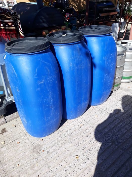 Butoaie de plastic groase in carne alimentare preț.90 lei.