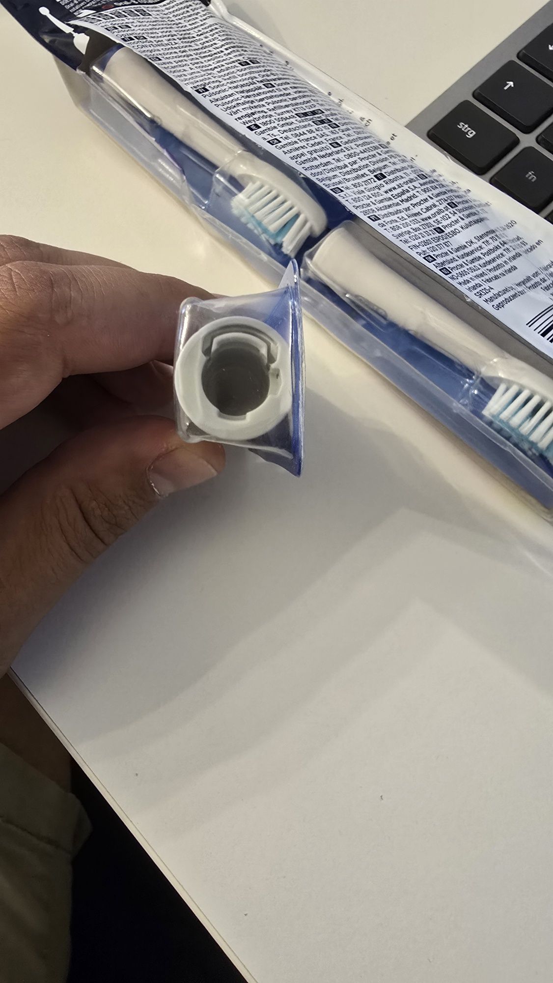 Cap de schimb pt. Periuta de dinti electrica Oral B