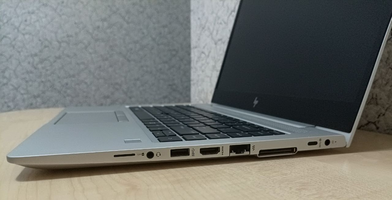 HP EliteBook 745 G6 14" IPS FHD/RYZEN™ 5 PRO 3500U/8GB DDR4/256GB NVMe