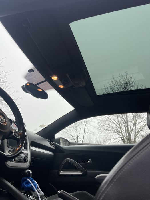 Volkswagen Scirocco 2.0 diesel automat