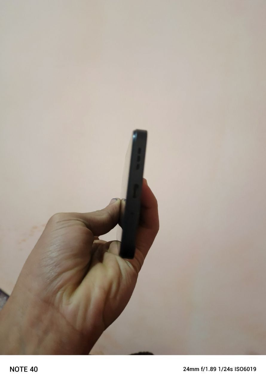 Redmi 13C xotirasi 8+4 ga 256gb idial tel
