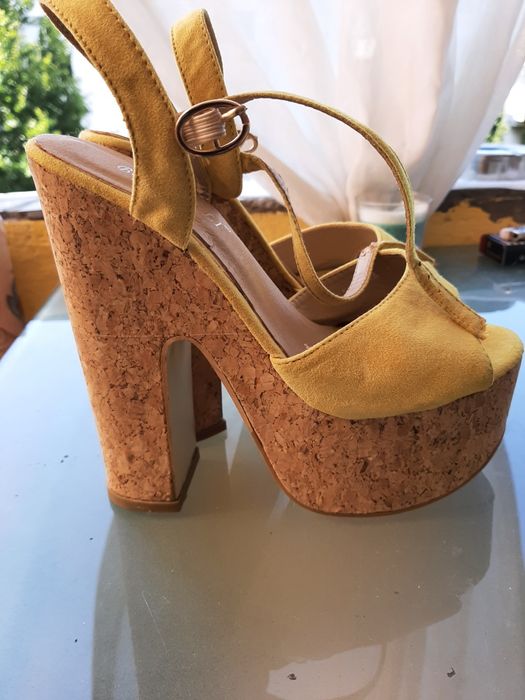 Лот Нови Дамски токчета и сандали