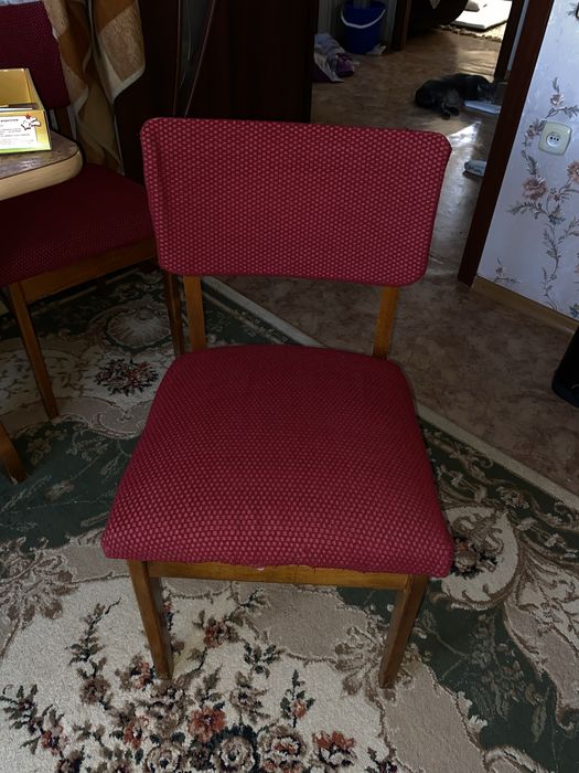 Отдам стулья в колличестве 3х штук