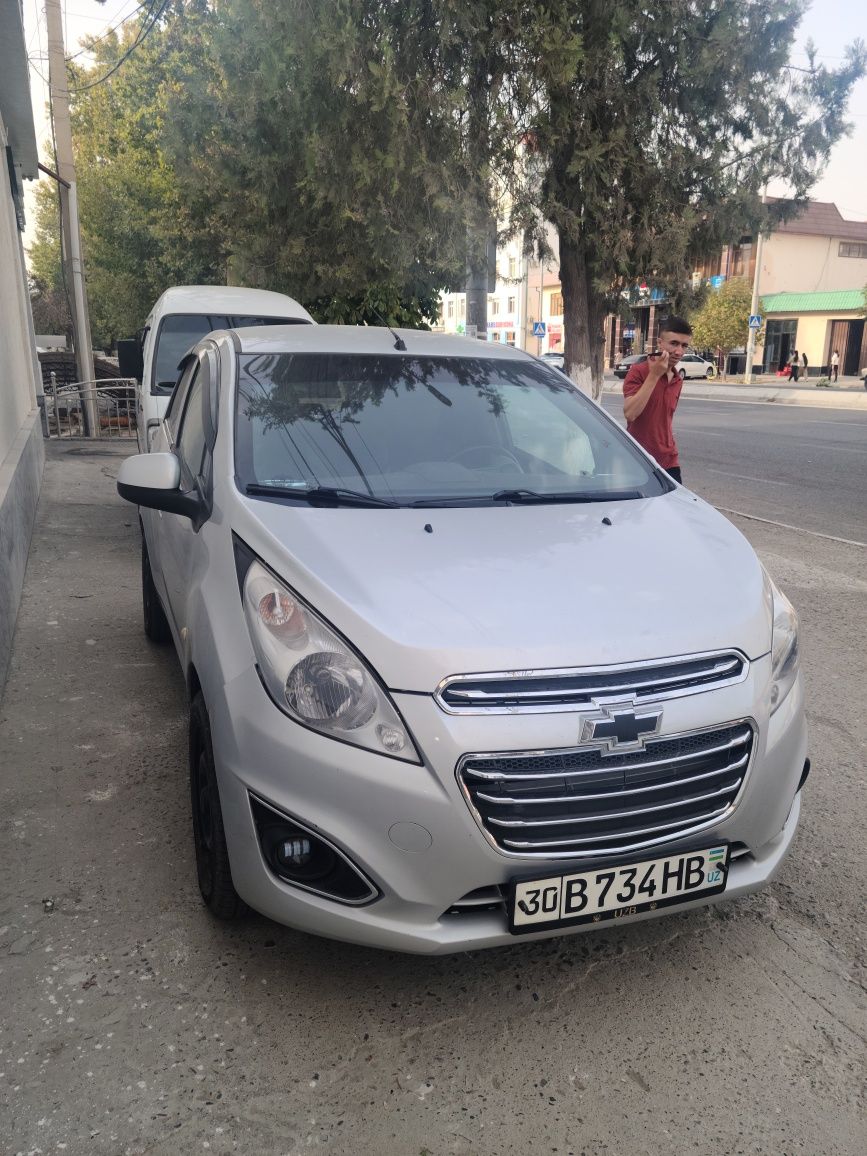 Spark arendaga taxi qilishga