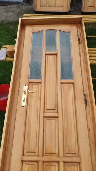 Usi si toc usa din lemn | stare F BUNA