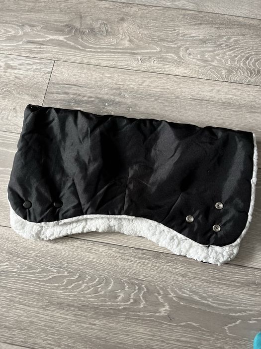 Топли ръкавици за количка