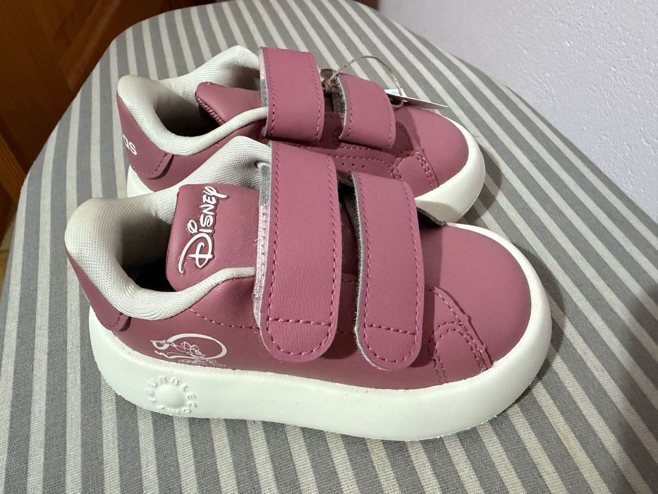 Adidas Advantage Minnie CF