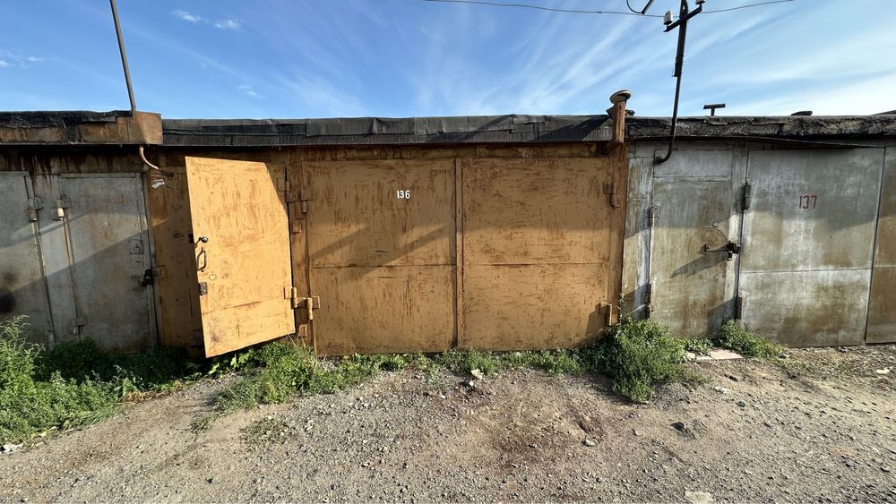 Гараж за нефтебазе