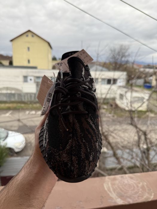 Yeezy 350 V2 MX Rock marimea 39