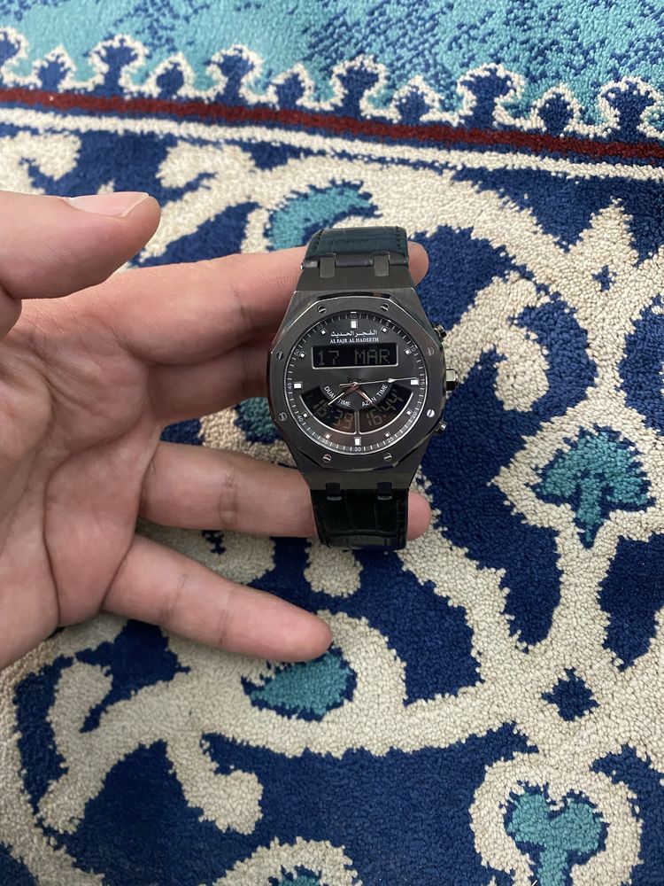 Часы Al Fajr Modern Dual Time Watch обмен на смартфон