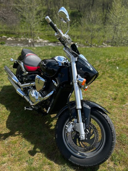 Suzuki VZ800 Boulevard 2011