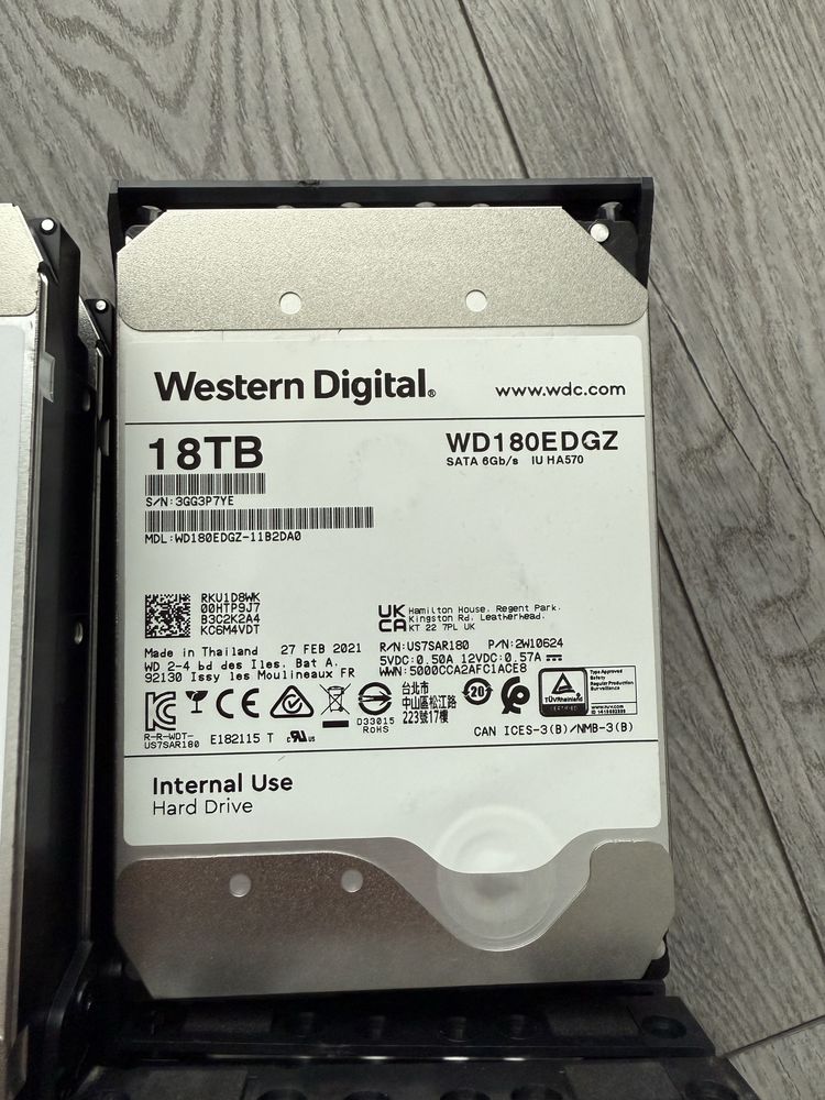 Hard Disk Toshiba 16TB - Western Digital 14 - 18TB
