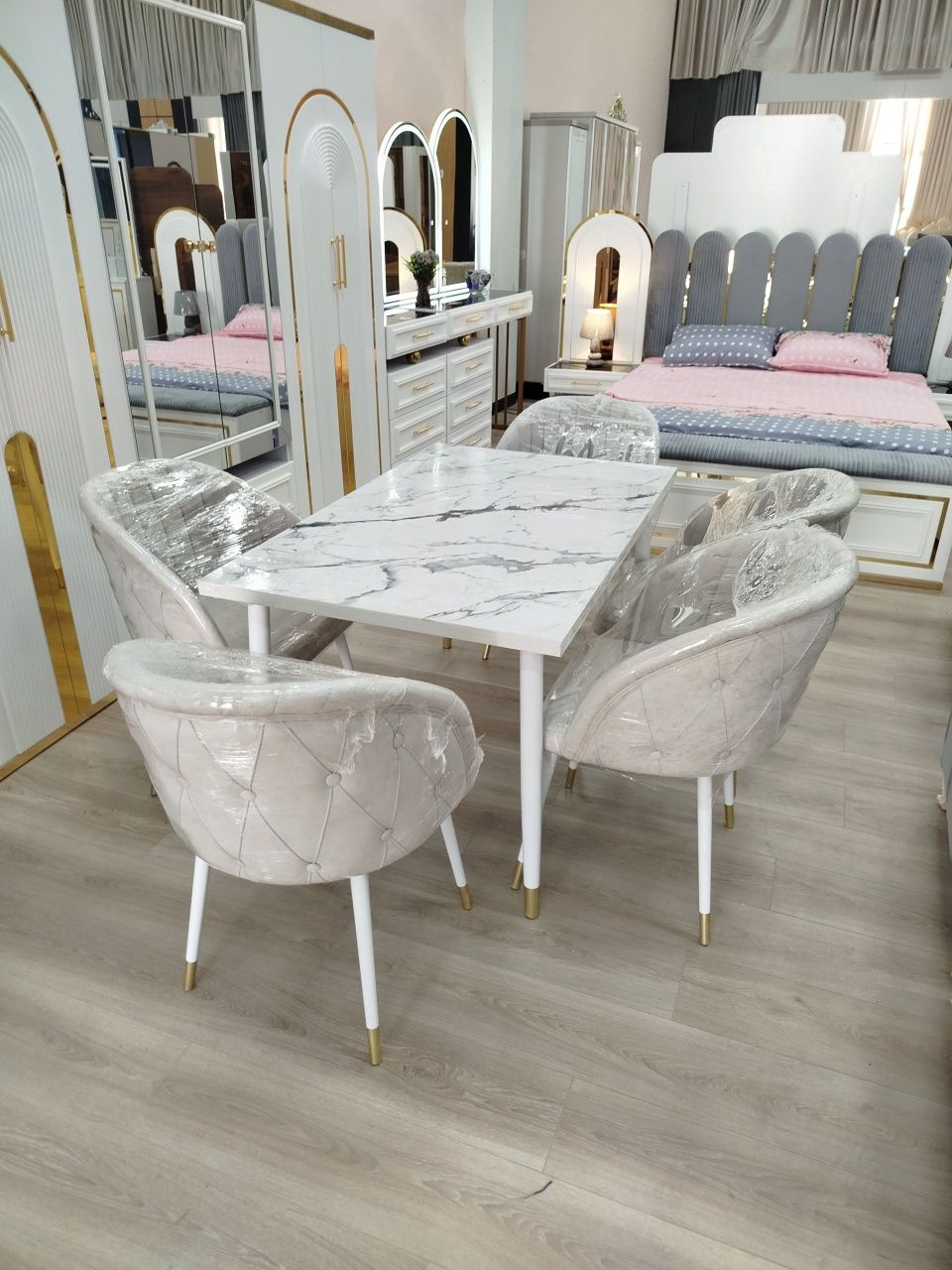 Турецкие столы и стулья , stol stullar uy va kafe va restaranlar uchun