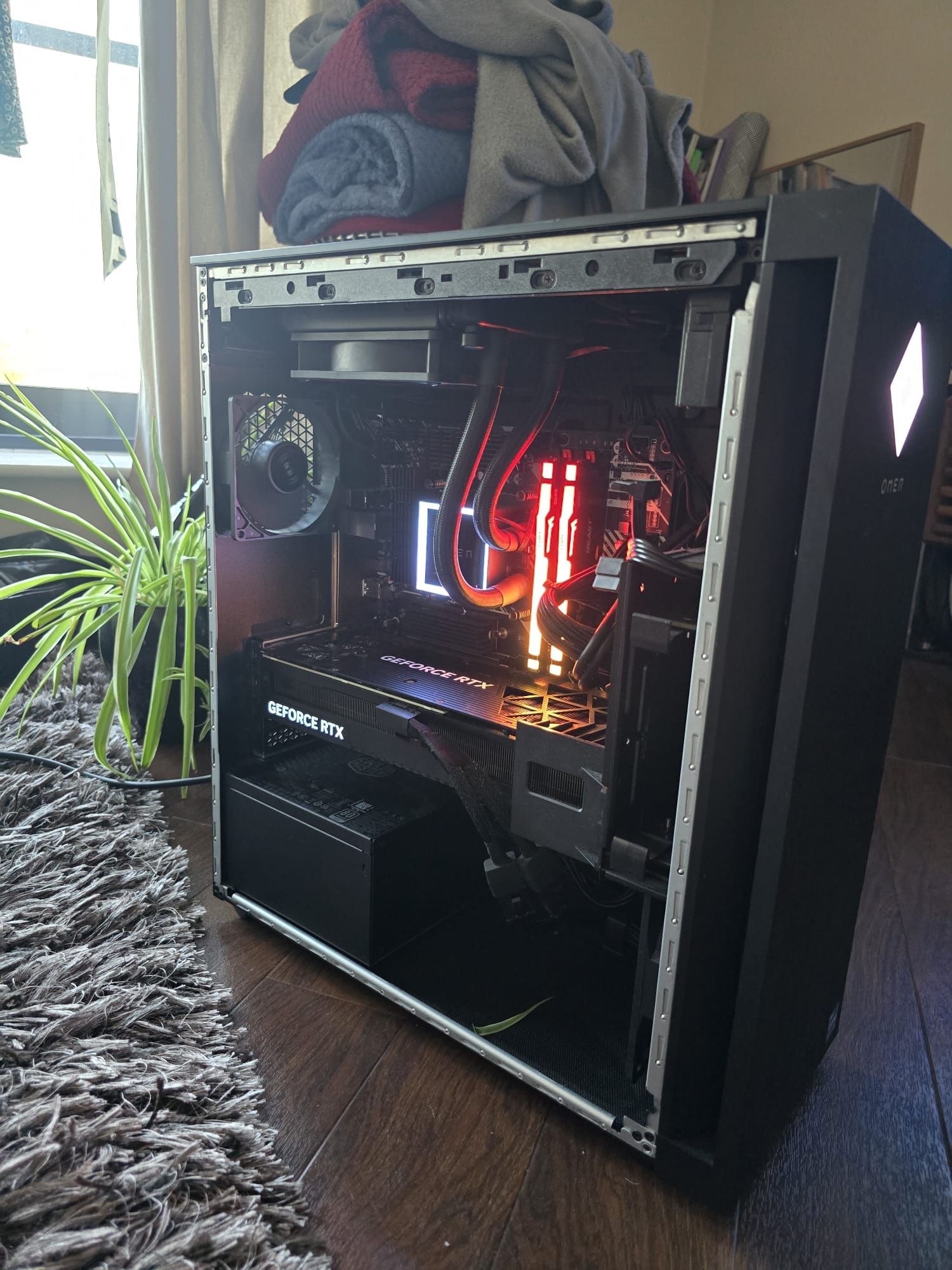 Xtreme Gaming i7-14700KF + RTX 4070Ti SUPER