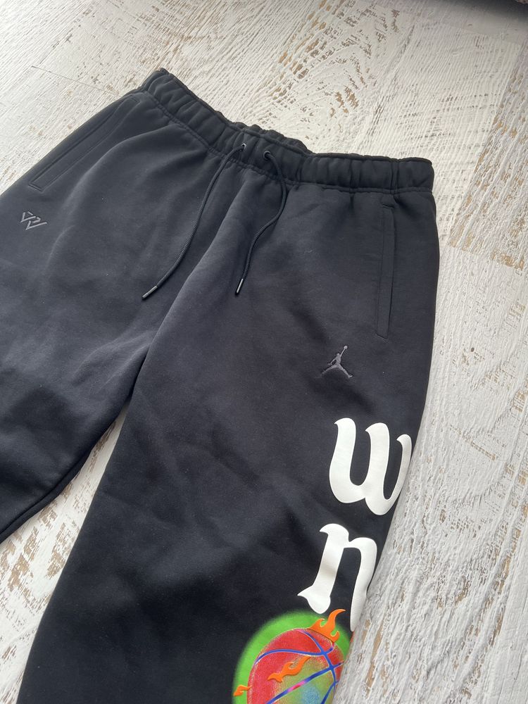 Ново долнище  Nike Jordan