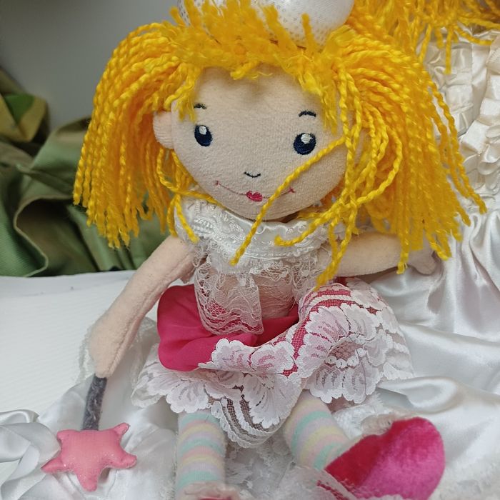 Papusi set 2+1 gratis printesa Germania