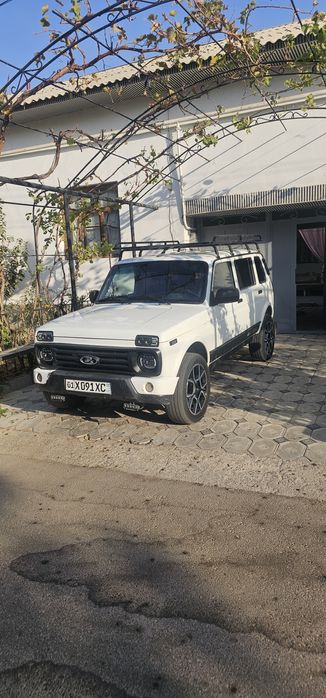 Niva urban 4 ta eshuli