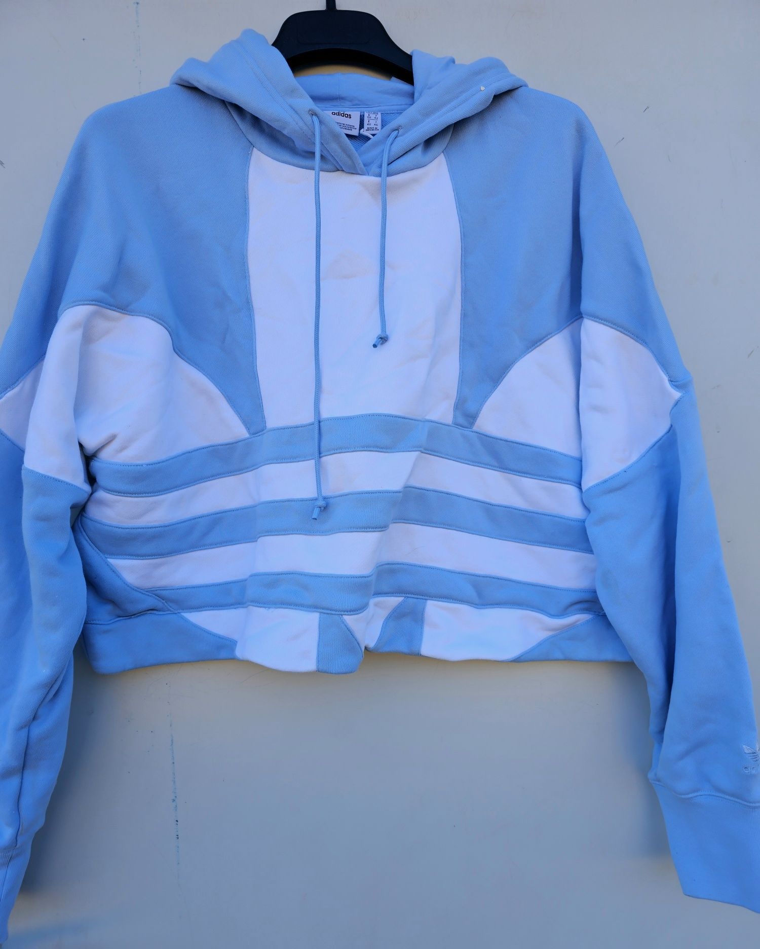 Adidas оригинално дамско hoodie M/Л размер