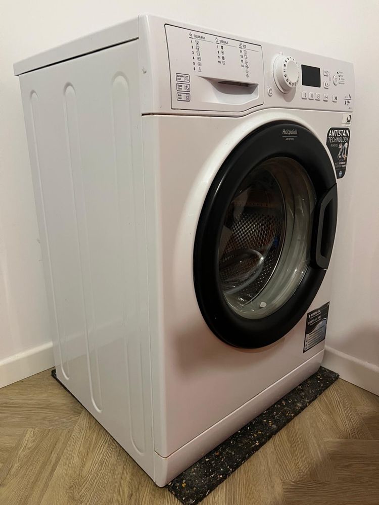Masina de spalat rufe Hotpoint