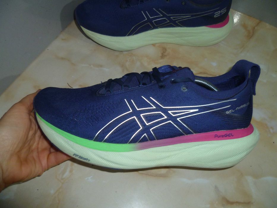 ASICS маратонки №41