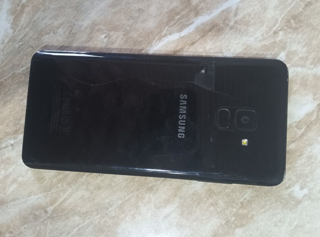Samsung a8+ 4/32 2018