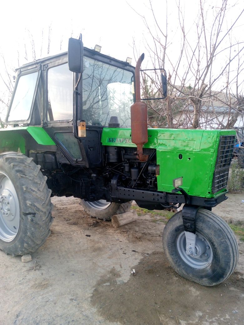Belarus 80x traktor