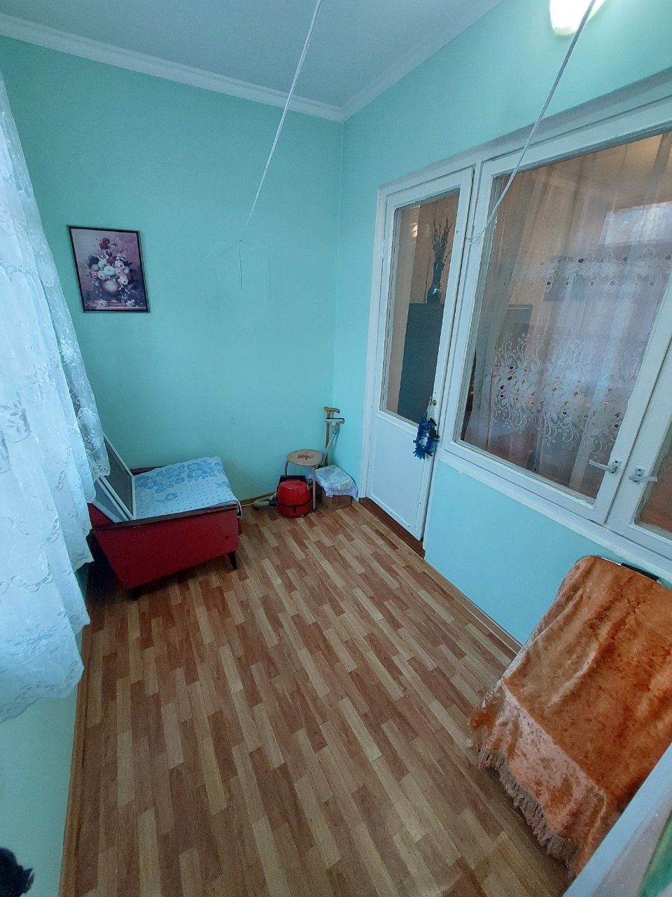 СВОЯ Кушбеги 1/3/5 балкон 2×3 40м² 50у.е Ипотека по дог. с меб и техни