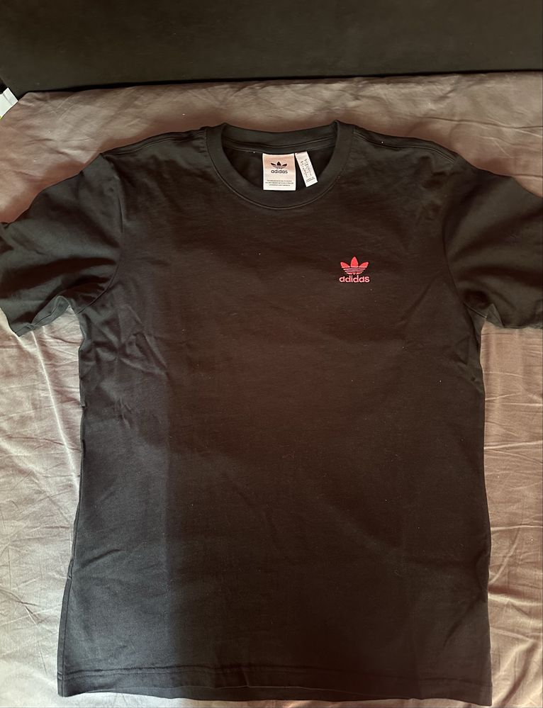 Дамска тениска GUESS, Adidas