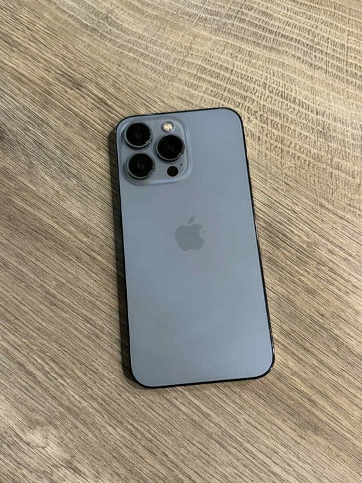 Iphone 13 pro sierra blue