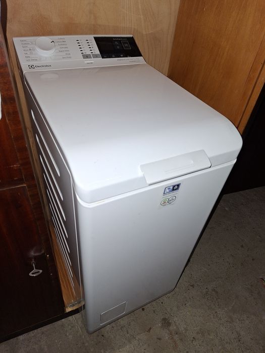 Mașină de spălat verticală PerfectCare600 clasă B 7.0 kg Inverter