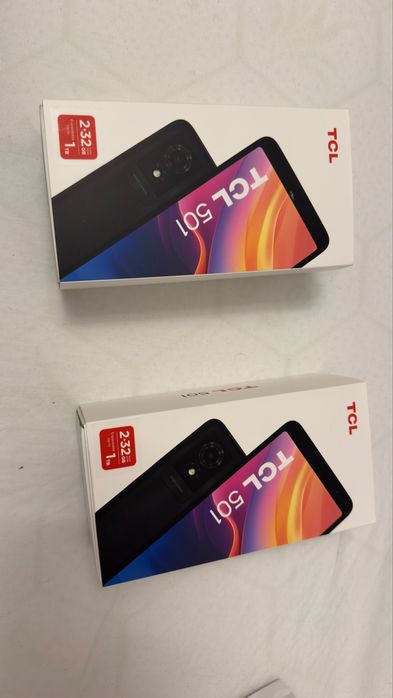 Telefon TCL 501