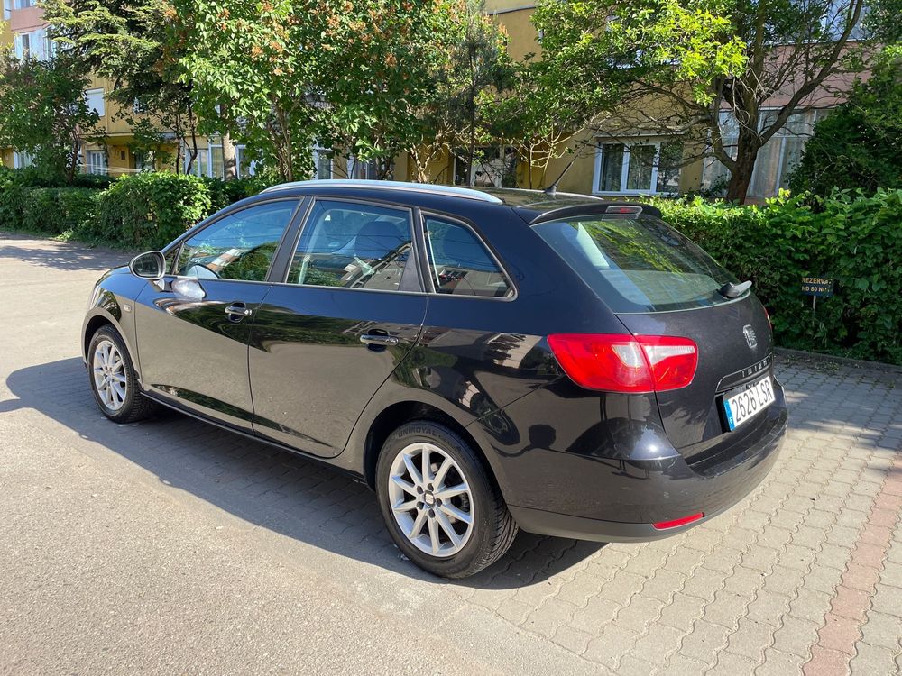 SEAT Ibiza ST 2011