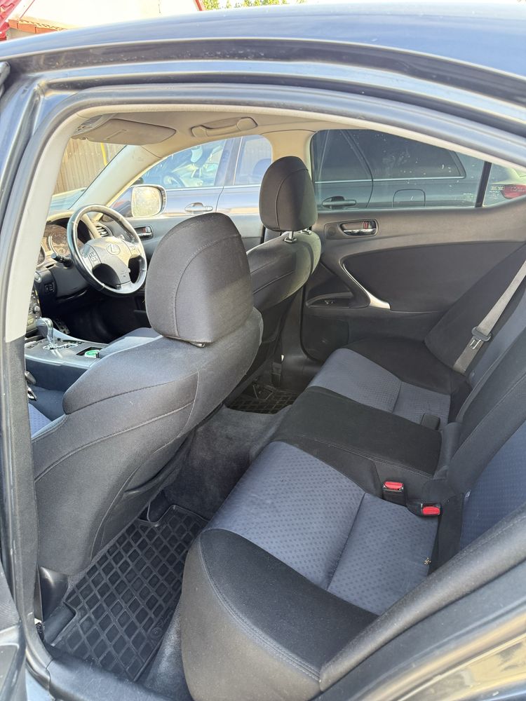 Lexus IS250 Volan Dreapta