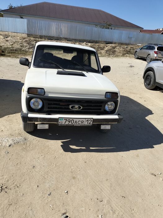 Продам ниву 21214.