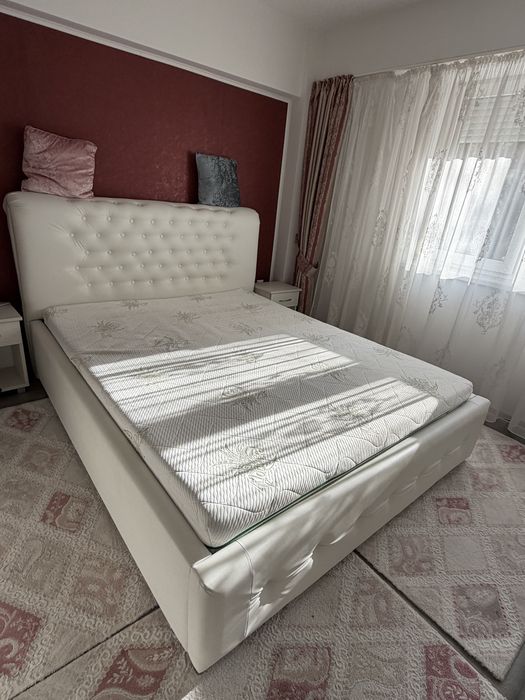 Pat dormitor cu saltea, 160x200, impecabil