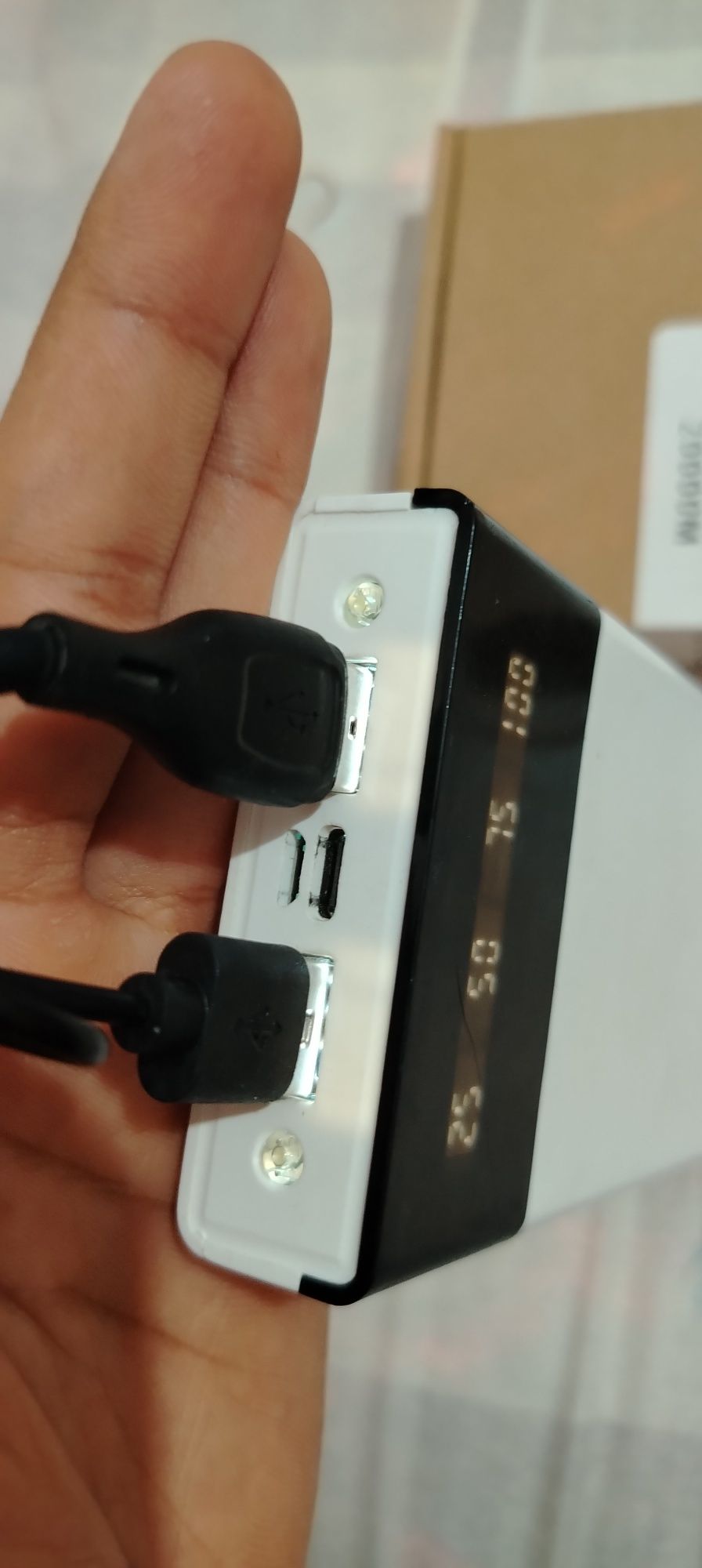 Power bank 20000M 1 yildan buyon ozim ishlataman