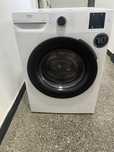Чисто нова пералня BEKO