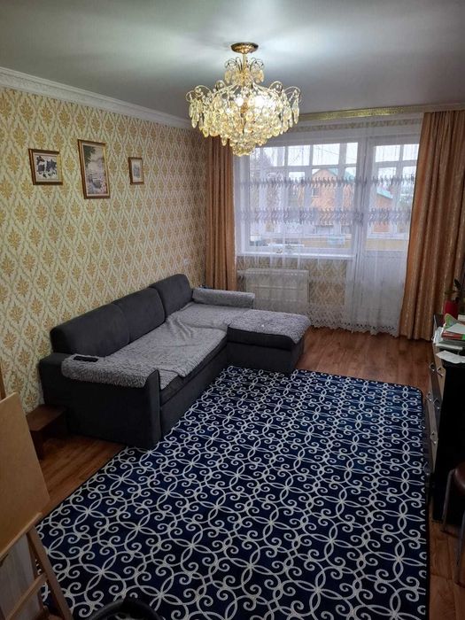 Срочно продам 3-х комнатную квартиру в районе ВВИ