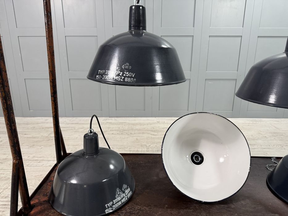 Емайлирани индустриални лампи У013