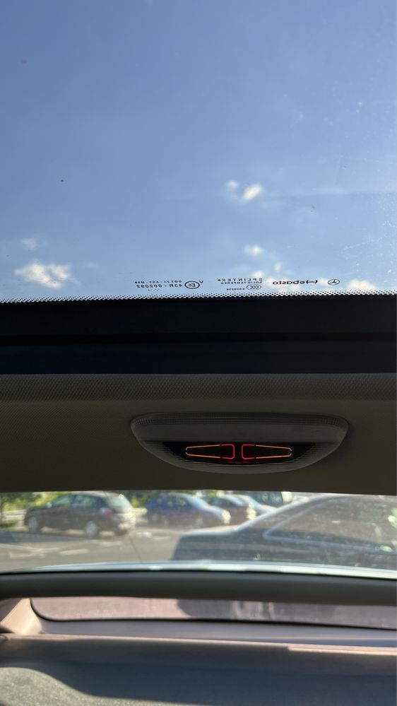 Mercedes benz C180 Kom. 92071km.