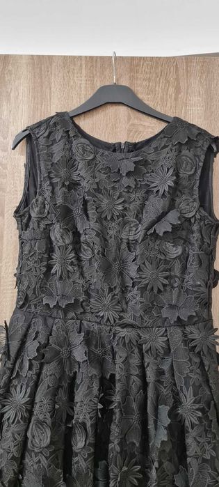 Vand rochie de seara