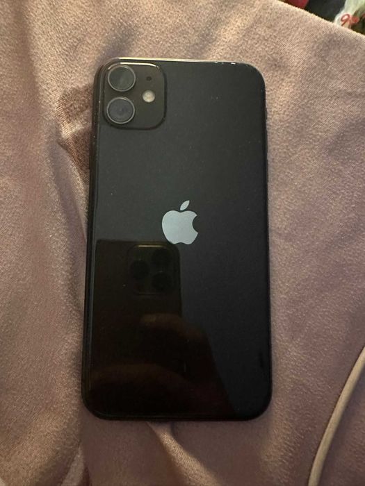 iPhone 11 vând arata bine