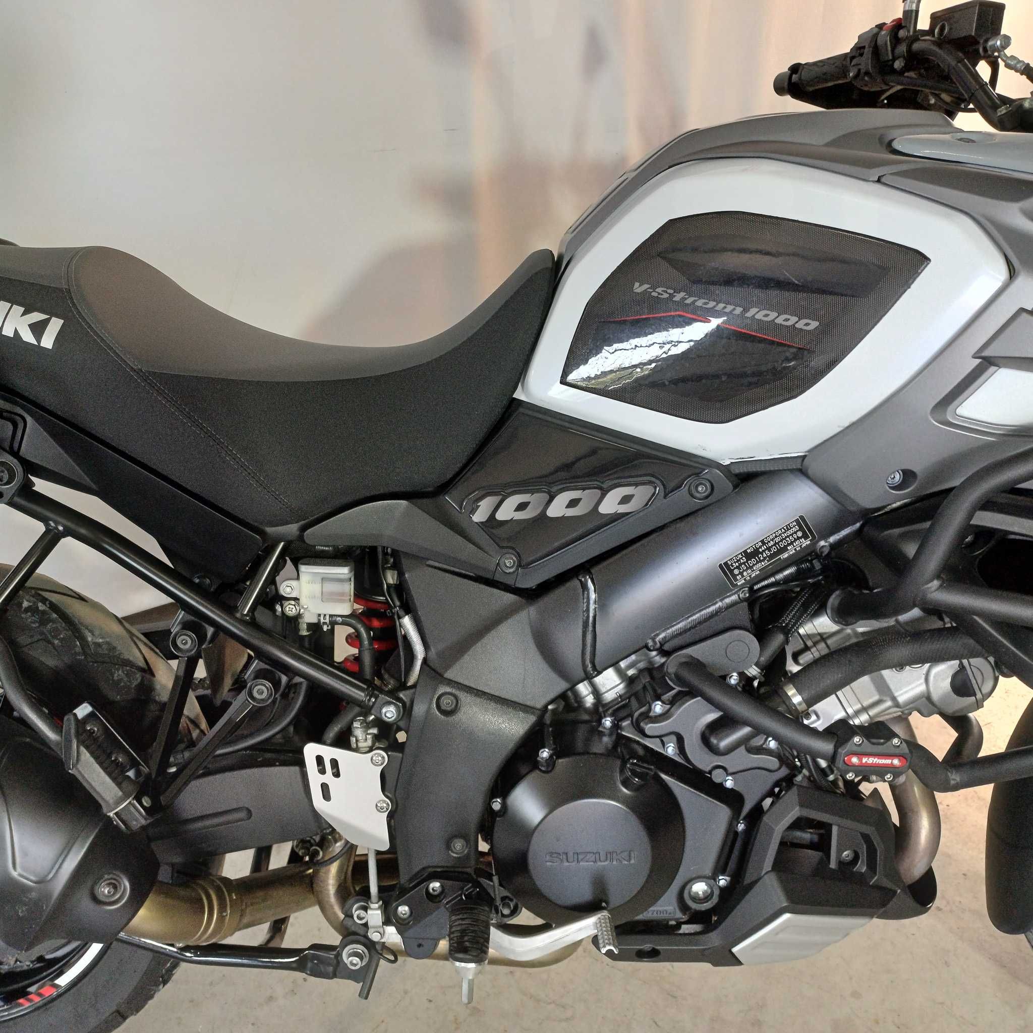 Motocicleta Suzuki V-Strom 1000 ABS | S00359 | motomus.ro