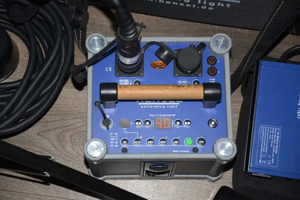 Vand/Schimb Hensel Strobe Porty 12 Lithium, 2x EH PRO MINI 1200 P