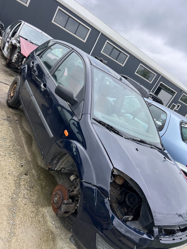Vand injectoare turbina haion bara fata capota ford fiesta 1.4 tdci