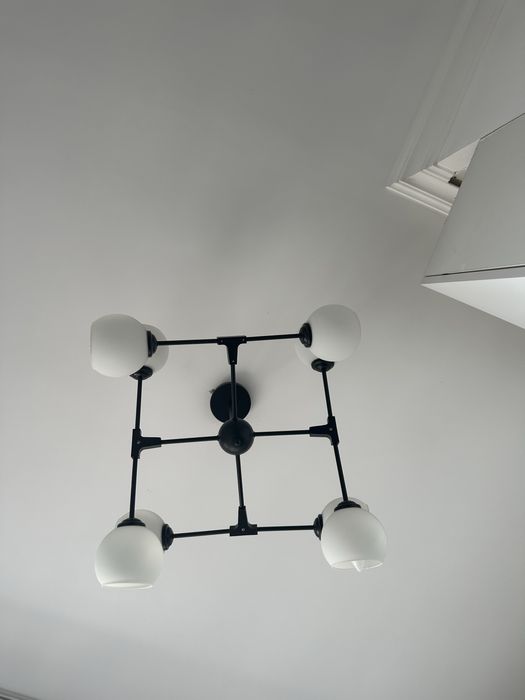 Люстра для комнаты , либо кухни